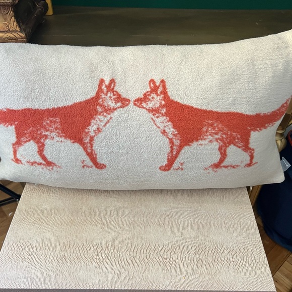 Pad Home Design Fox Decorative Pillow – Modern Animal Print - Picture 1 of 5